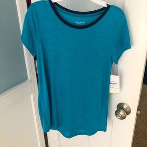 Old Navy Active Go Dry big girl’s t-shirt